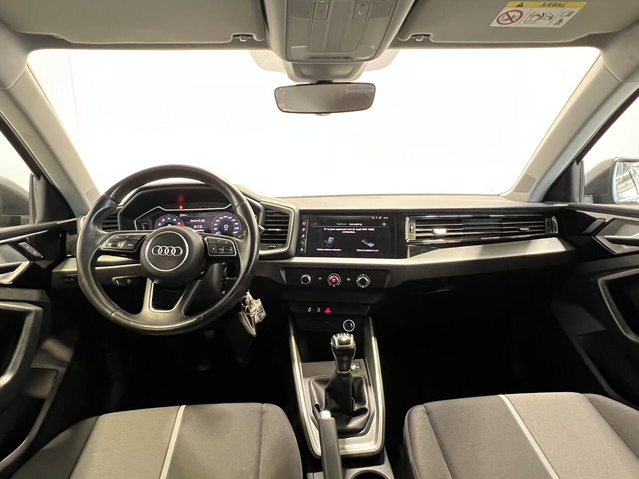 Audi A1 Sportback 25 TFSI epic | Android/Apple Carplay | LM Velgen 17" | Cruise Control | Airco | Radio/Bluetooth | Dimlichten Automatisch |