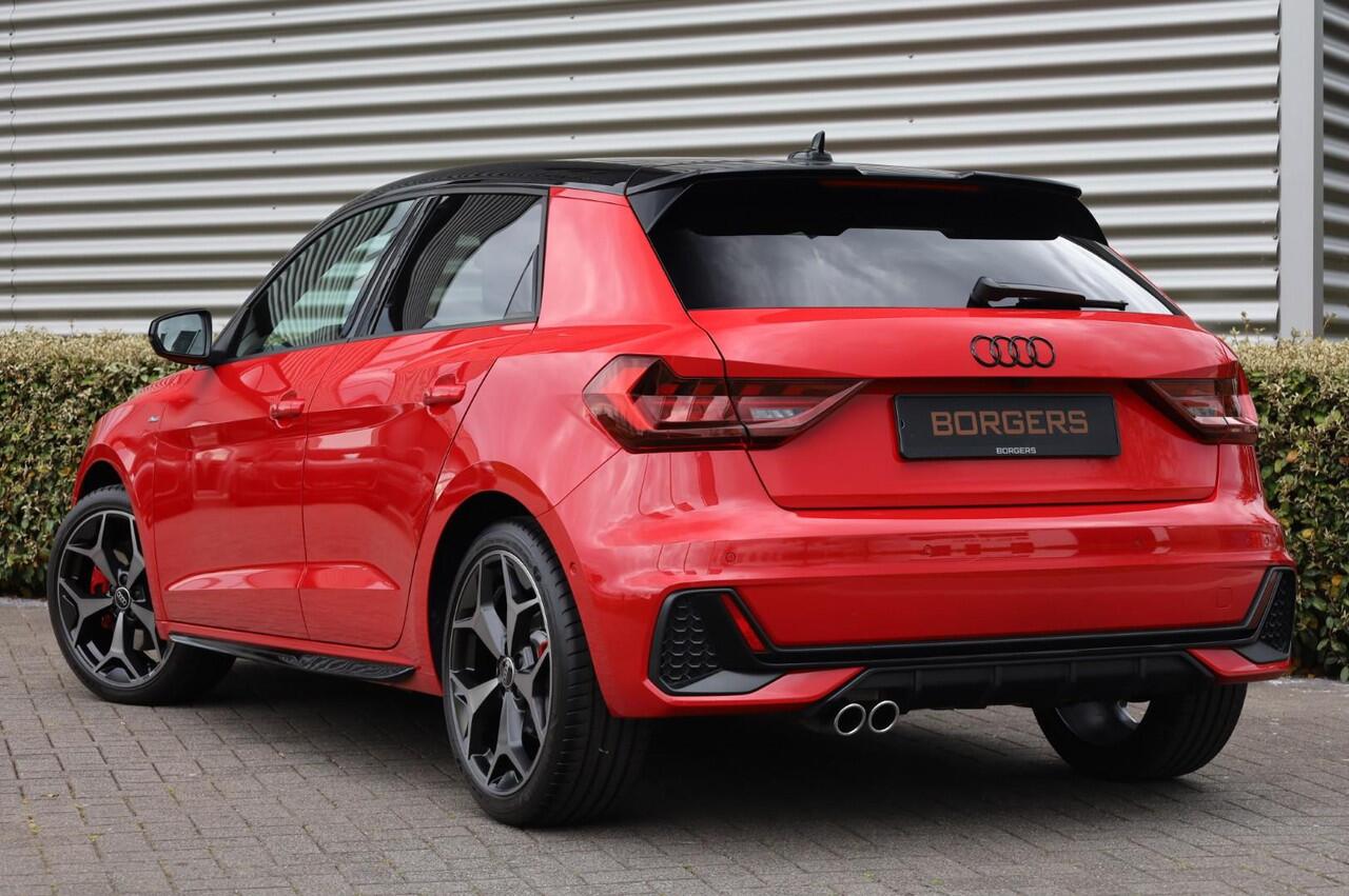 Audi A1 Sportback 40 TFSI 207PK Sonos l Rode Stiksels l Camera l ACC