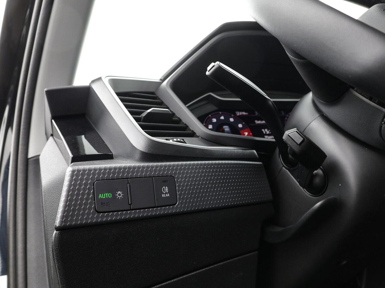 Audi A1 Sportback 25 TFSI S edition 95 PK · Achteruitrijcamera · Automatische airco 2 zones · Afgevlakt stuurwiel