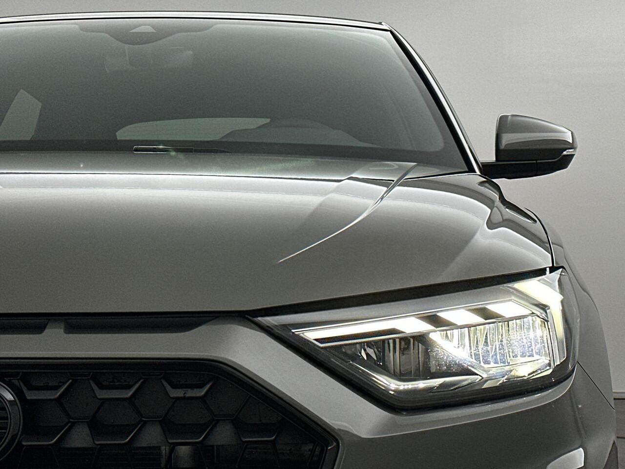 Audi A1 Sportback S edition 25 TFSI 70 kW / 95 PK Sportback 7 versn.