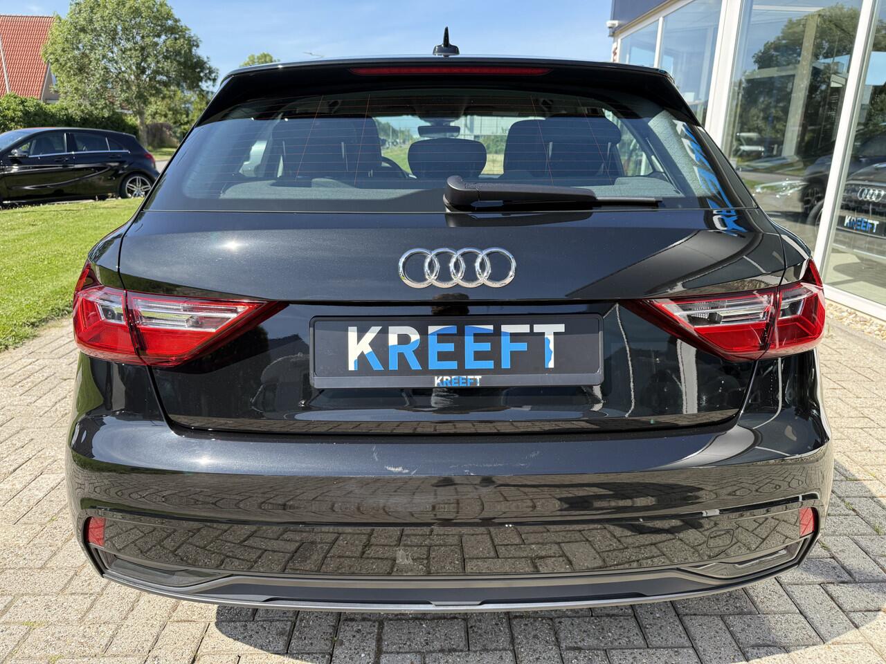 Audi A1 Sportback 30 TFSI SPORT App connect