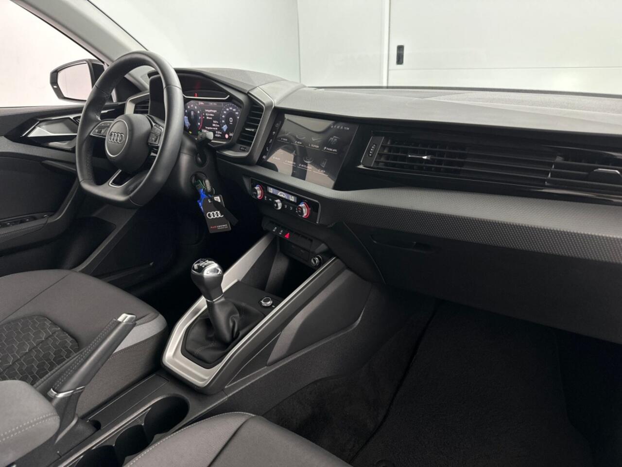 Audi A1 30 TFSI S Edition | Black Pack | S-Line Exterieur | Bi-Tone