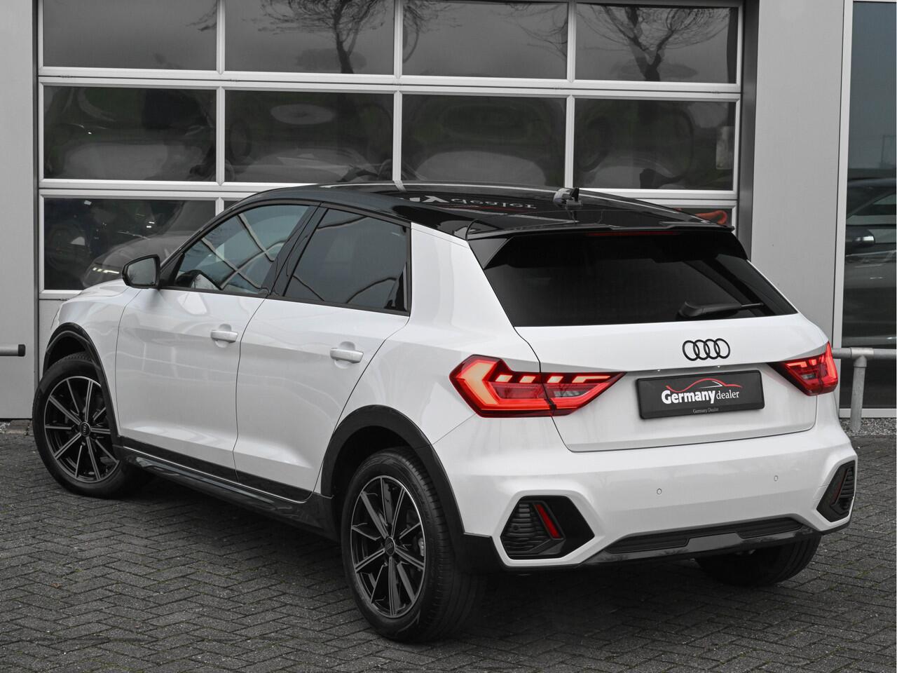 Audi A1 citycarver 35TFSI 150PK Bi-Tone Cruise Lane Ass. Virtual Audi-Sound Stoelverw.