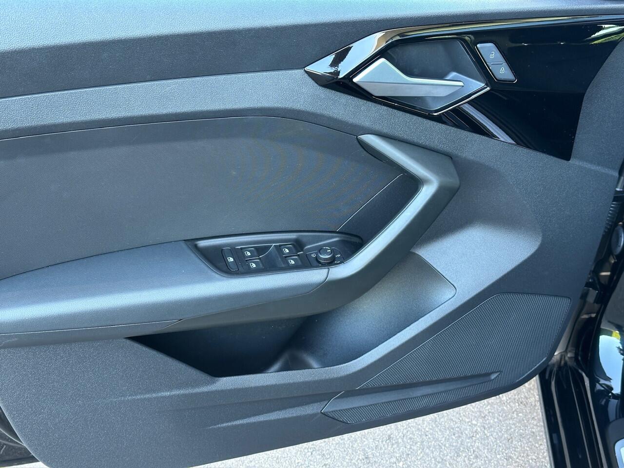 Audi A1 Sportback 30 TFSI 115pk S-tronic Advanced | Cruise | Camera | Carplay | Stoelverwarming | Rijklaar incl. garantie