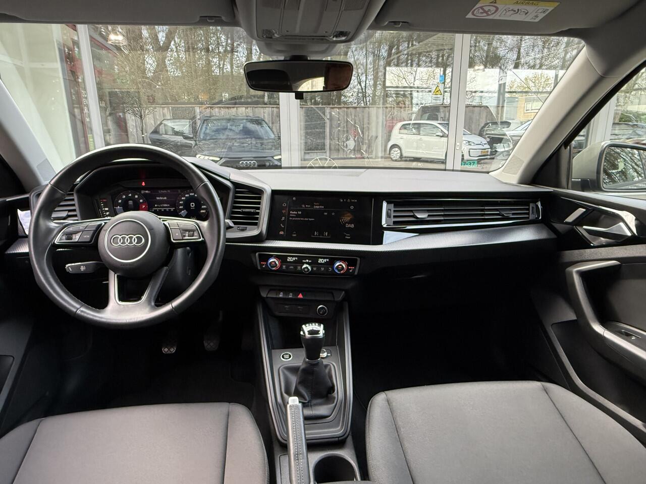 Audi A1 citycarver 25 TFSI *!* CARPLAY/ LED/ 17 INCH/ 29 DKM/ STOELVERWARMING *!*