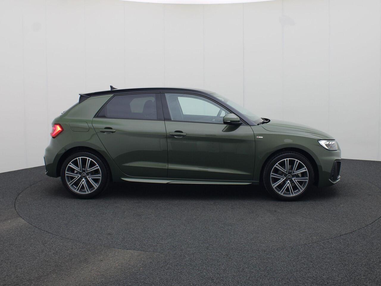 Audi A1 Sportback 30 TFSI/116PK S Line · Apple/Android Car Play · Parkeersensoren · Stoelverwarming · Garantie tot februari 2029 of 100000km.