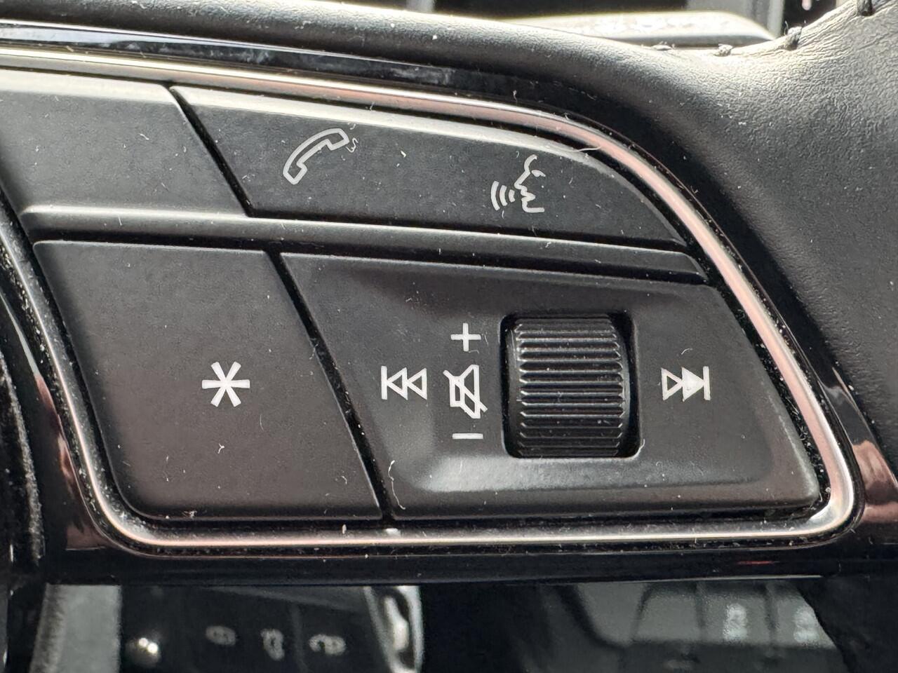 Audi A1 Sportback 30 TFSI S-Line Navi CarPlay stoelverwarming