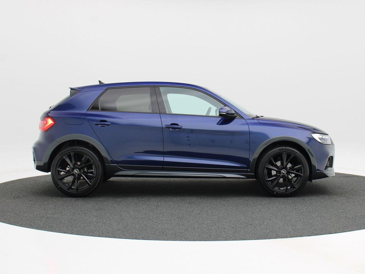 Audi A1 allstreet 30 TFSi 116 Pk Automaat | LED | CarPlay | Navigatiesysteem | Stoelverwarming | Parkeersensoren | Digitaal Dashboard | 7.611 Km!!