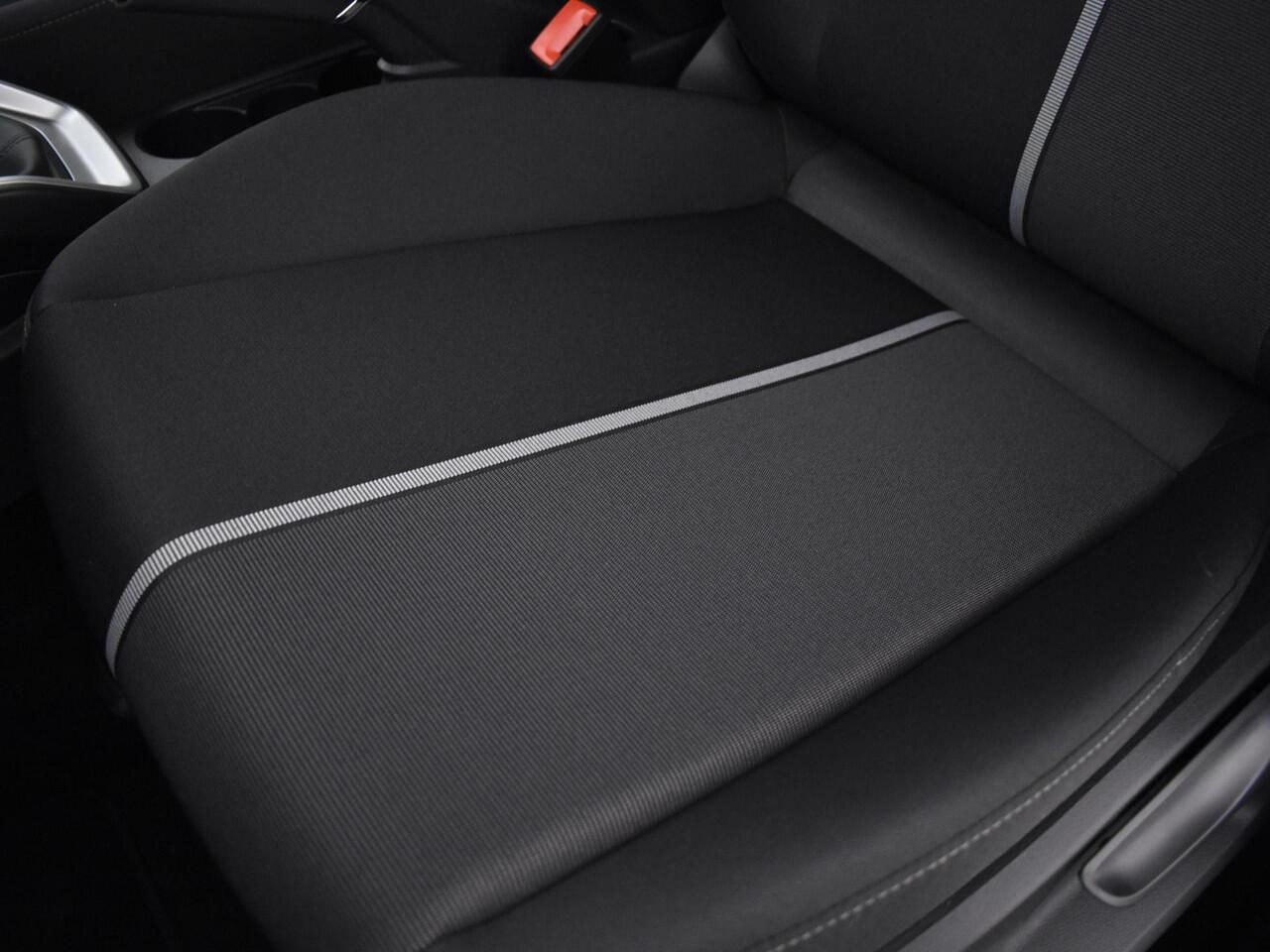 Audi A1 Sportback Advanced edition 30 TFSI 116 PK · Audi Sound · Afgevlakt sportstuur · Full led verlichting · Privacy glas · MEGA Sale