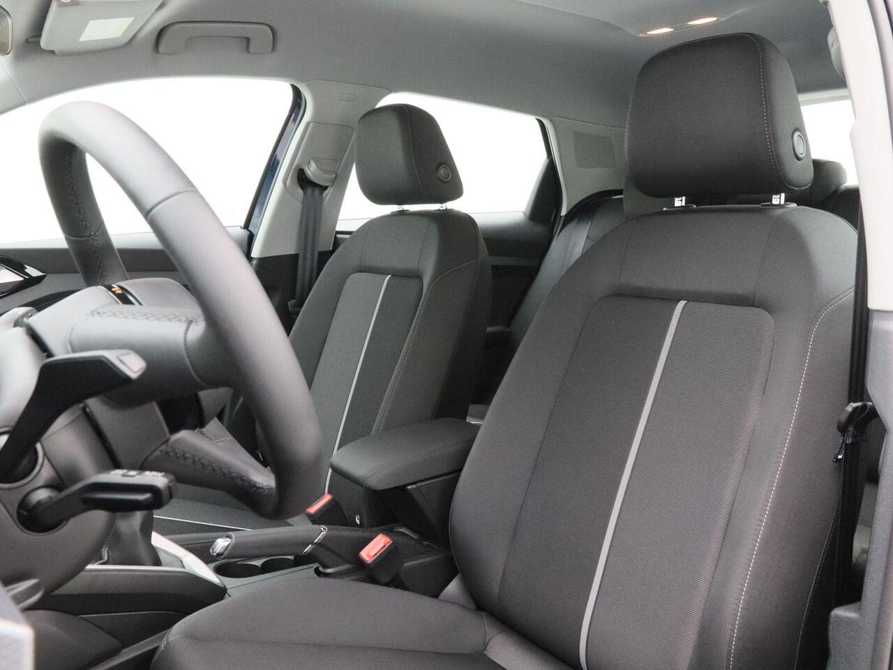 Audi A1 Sportback Advanced edition 25 TFSi Advanced edition | Cruise Control | Carplay | Climate Control | LED | Parkeersensoren | 17 Inch | 5.702 Km!!