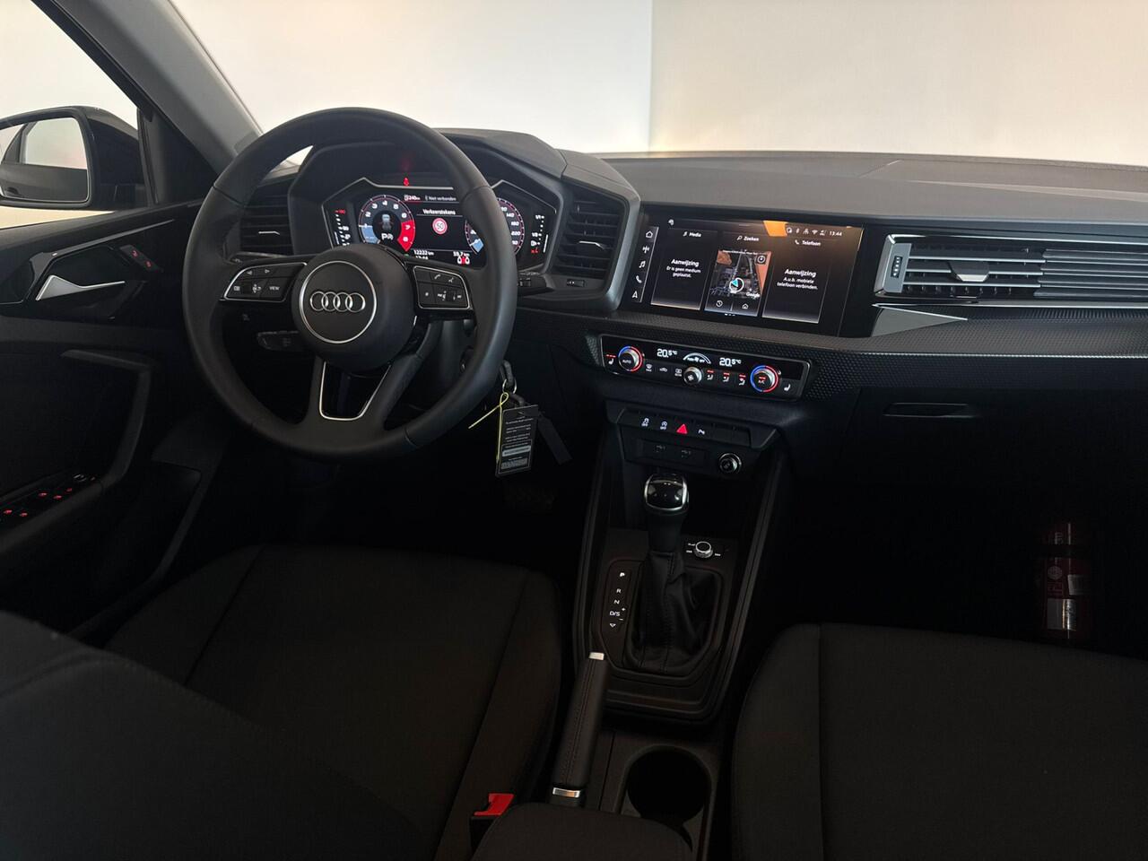 Audi A1 Sportback 30 TFSI S edition