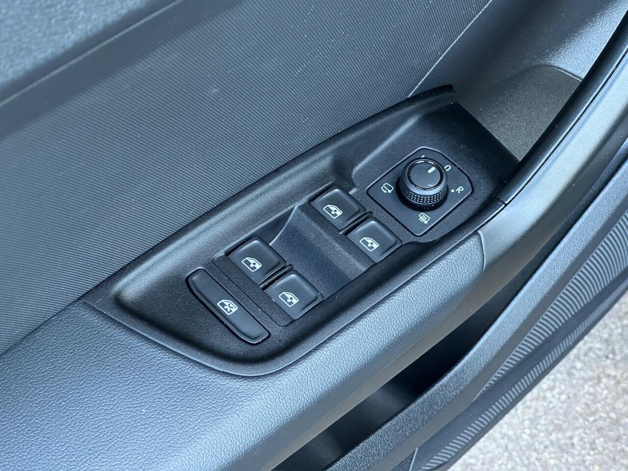 Audi A1 Sportback 30 TFSI 115pk S-tronic Advanced | Cruise | Camera | Carplay | Stoelverwarming | Rijklaar incl. garantie