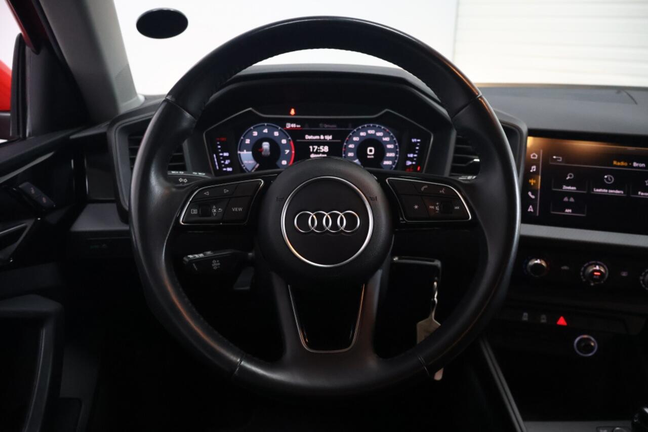 Audi A1 30 TFSI S-Line | Carplay | laneassist | Cruisecontrol