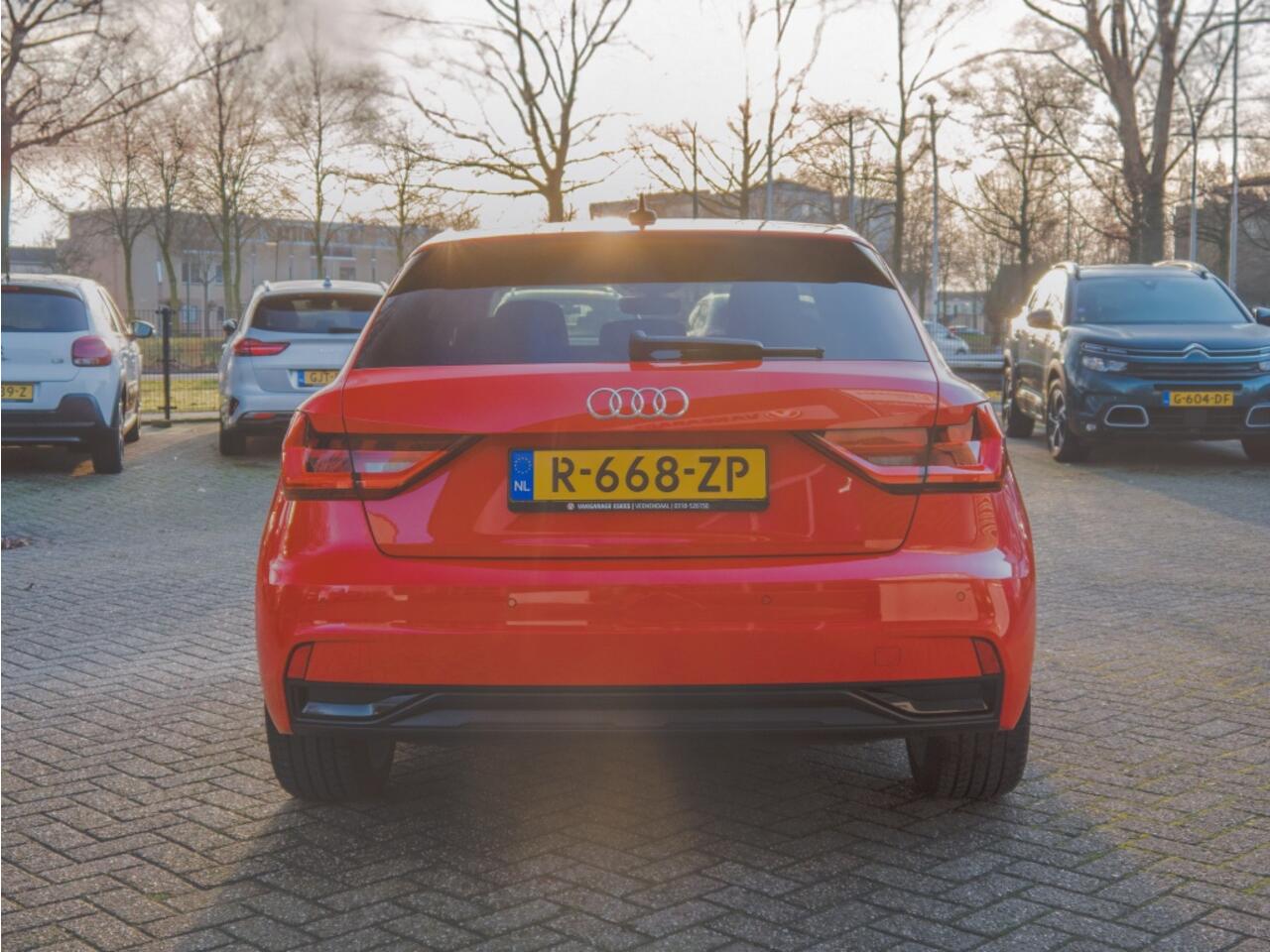 Audi A1 25 TFSI Advanced edition met Carplay NL auto