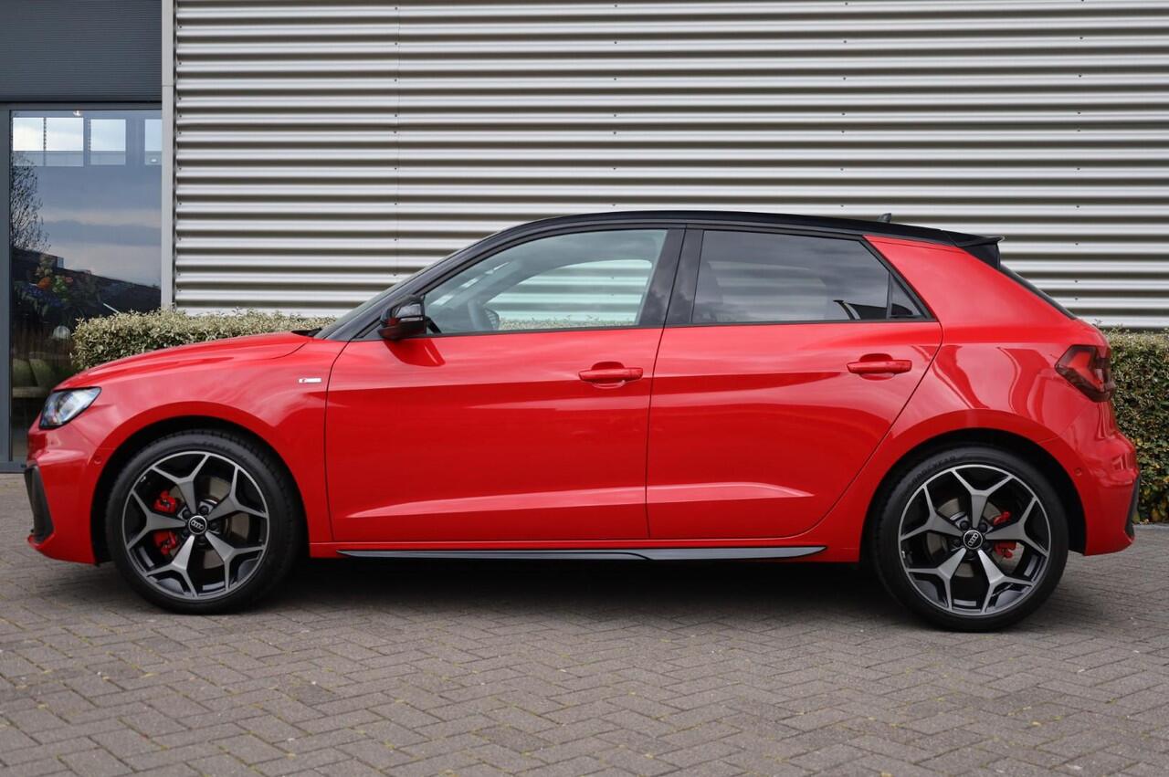 Audi A1 Sportback 40 TFSI 207PK Sonos l Rode Stiksels l Camera l ACC