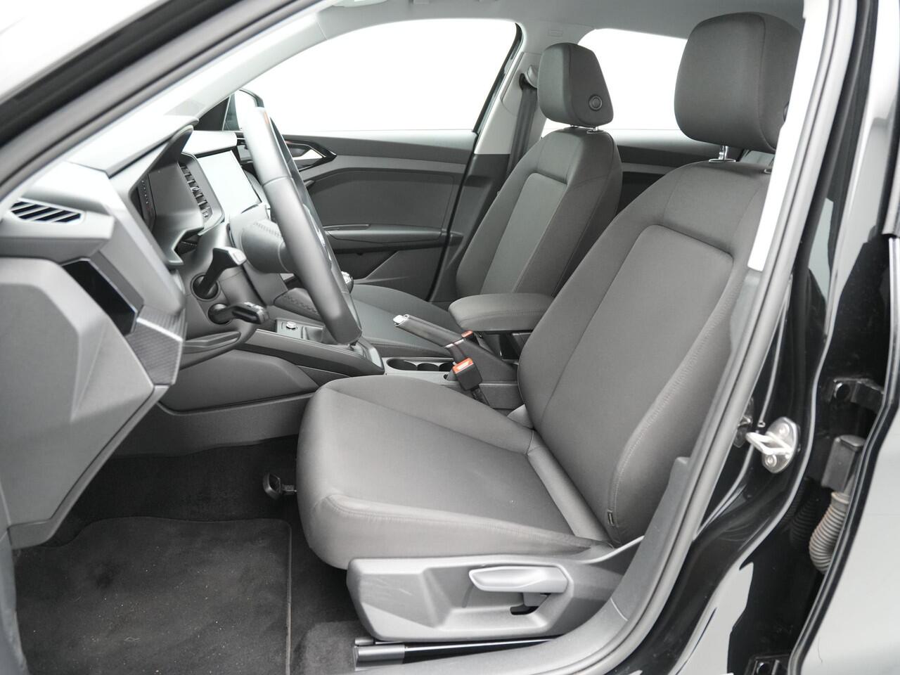 Audi A1 Sportback 25 TFSI 95pk Navigatie Pdc Clima Carplay 38