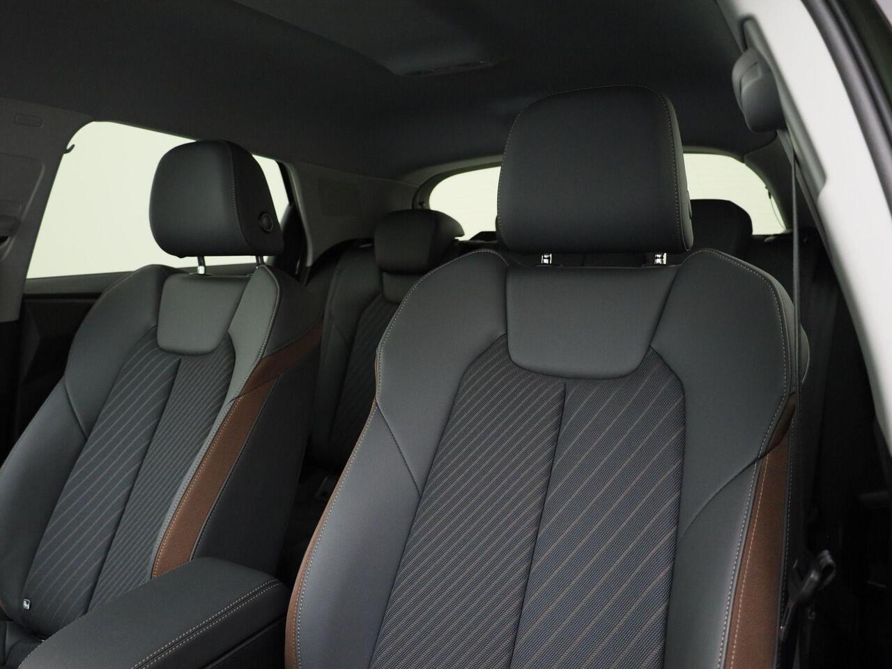 Audi A1 Sportback 30 TFSI/116PK S Line · Apple/Android Car Play · Parkeersensoren · Stoelverwarming · Garantie tot februari 2029 of 100000km.