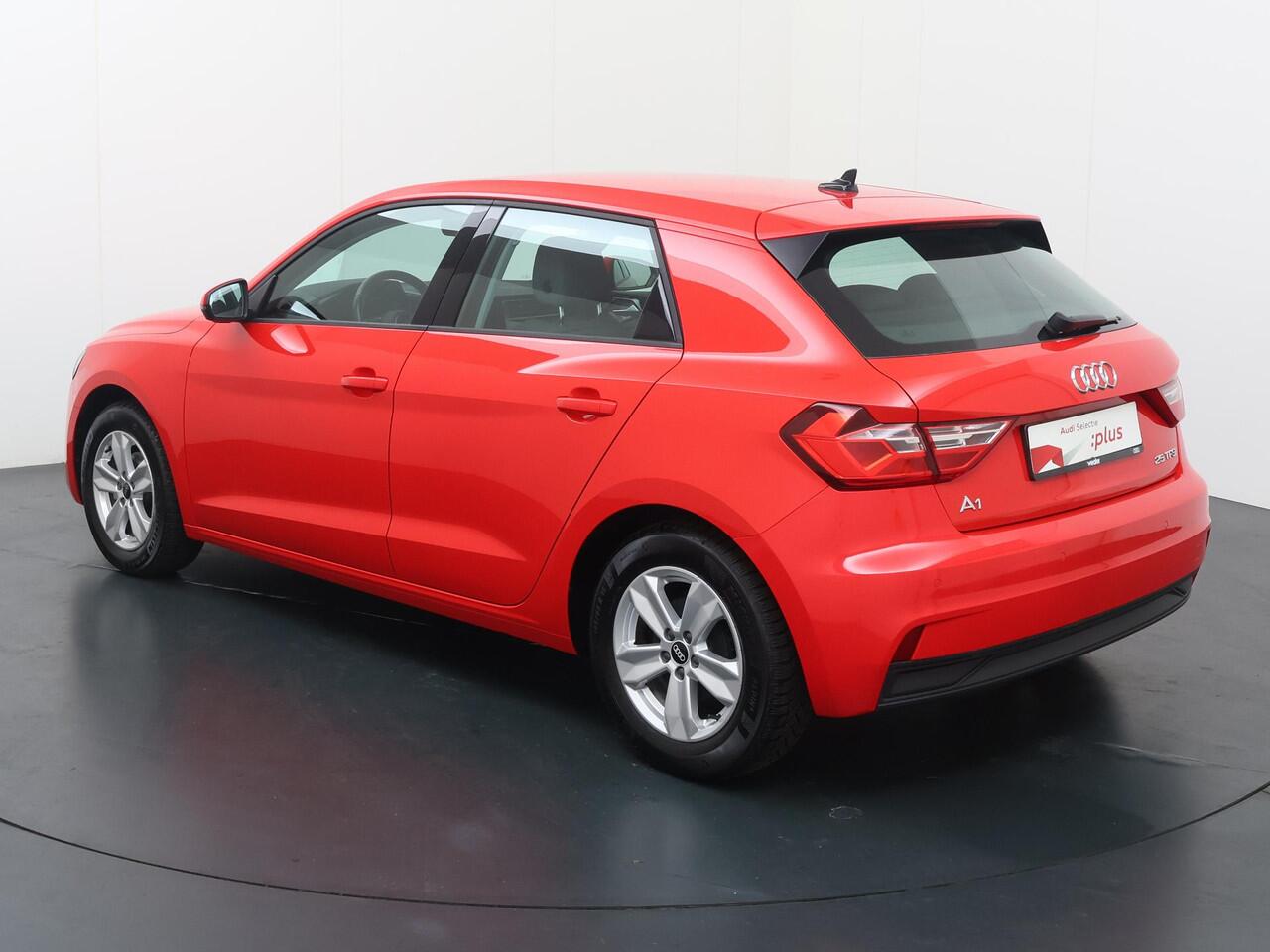 Audi A1 Sportback 25 TFSI Pro Line | 95 PK | Apple Carplay/Android Auto draadloos | Climate Control | Cruise Control | Parkeersensoren | Stoelverwarming voor | Sportstoelen |