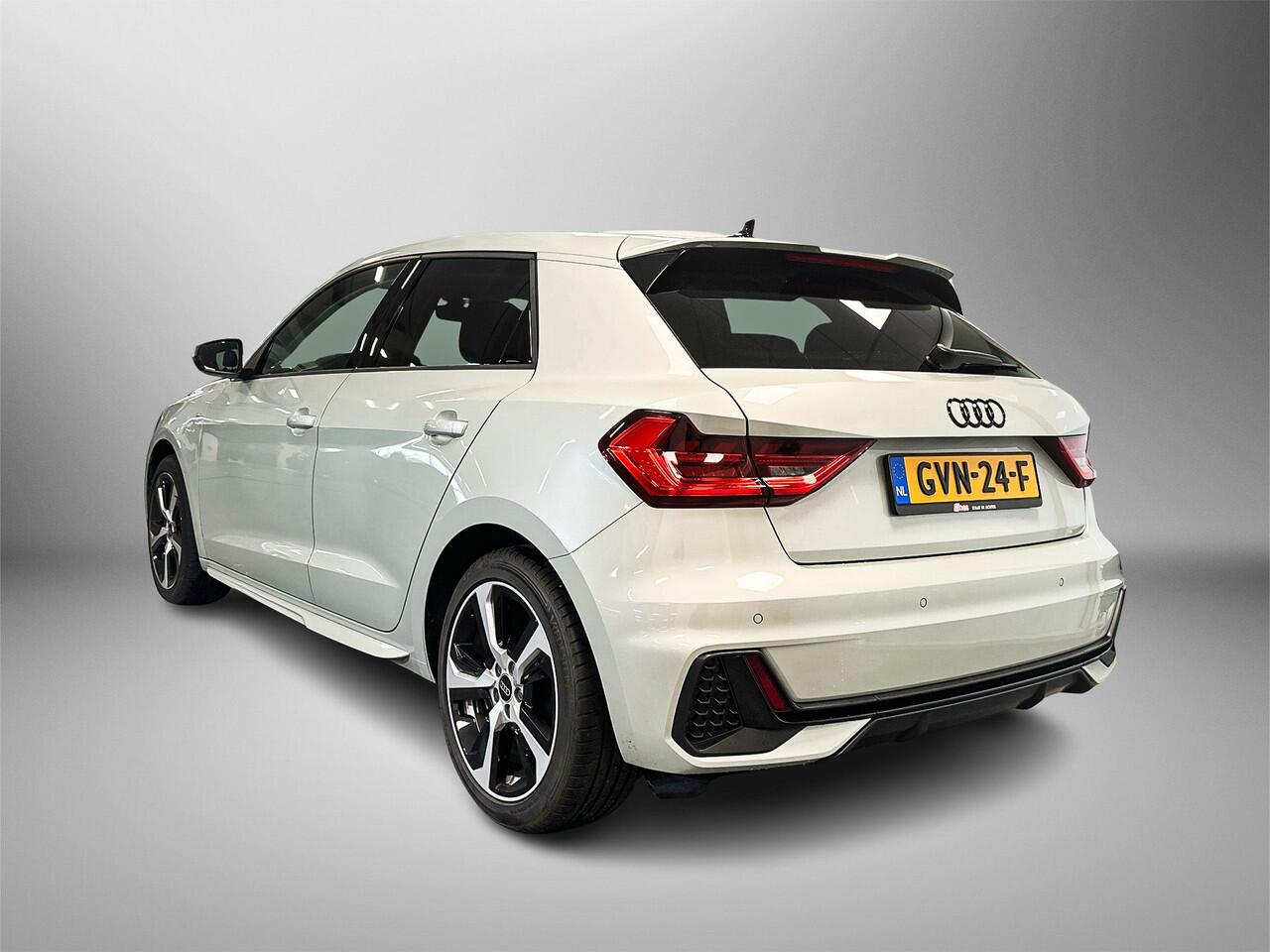 Audi A1 Sportback 25 95pk TFSI S edition | Parkeerhulp plus | Adaptive cruise control | MMI navigatie plus | Stoelverwarming voorin