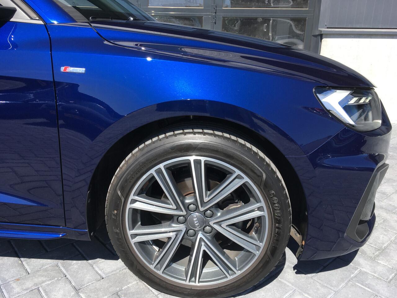 Audi A1 Sportback 30 TFSI S-line Black LED CarPlay