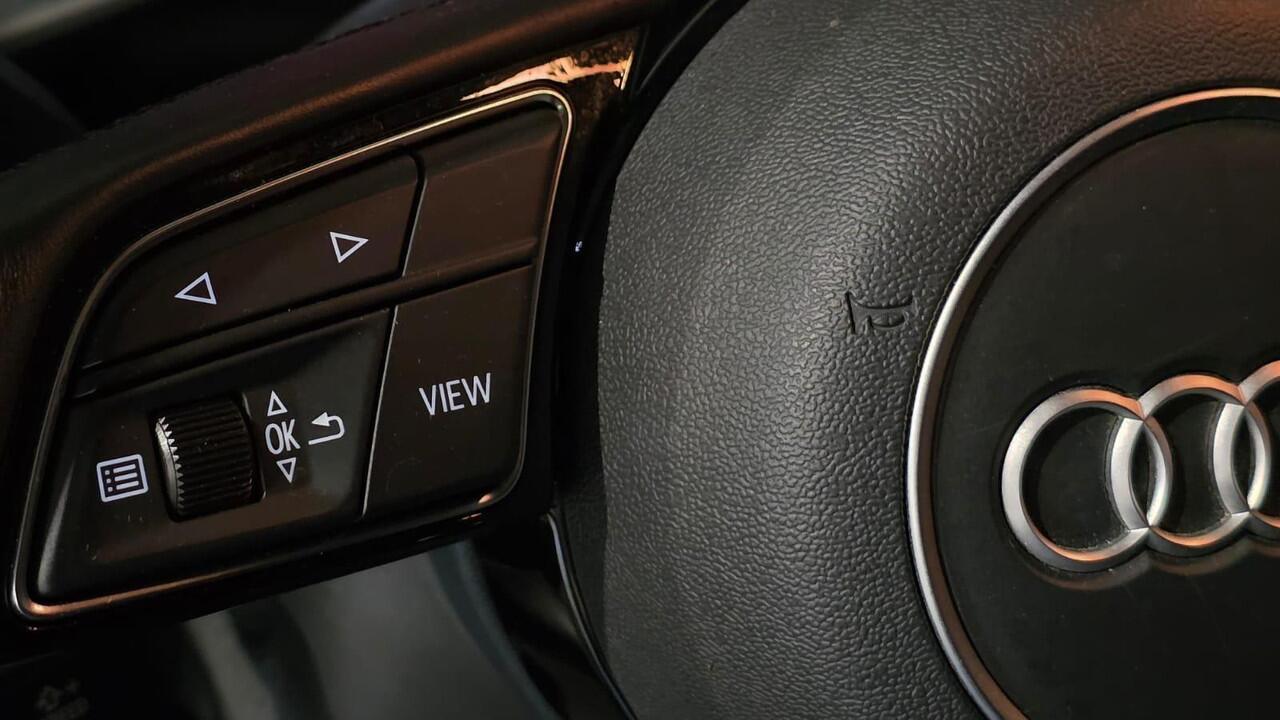 Audi A1 Sportback 25 TFSI Attitude | Virtual | Cruise | Navi | Carplay | Parkeersensoren