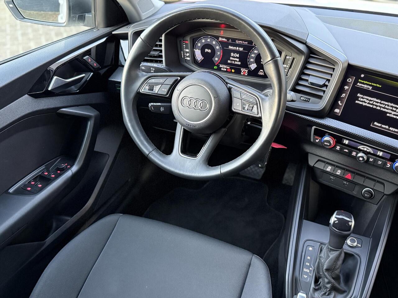Audi A1 Sportback 30 TFSI Pro Line LED l AppleCarplay l 18 Inch l Black Style l Stoelverarming