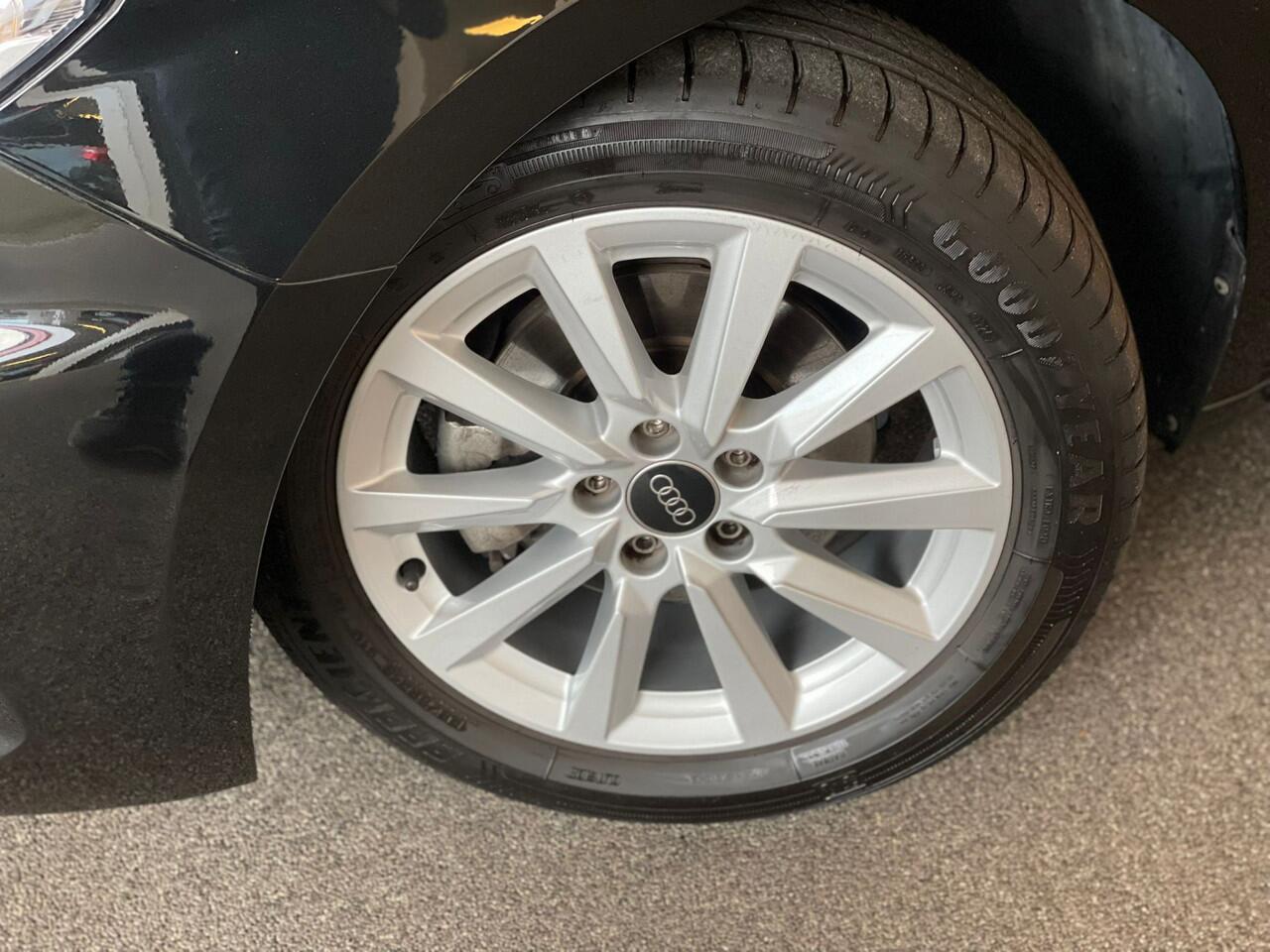 Audi A1 Sportback 30 TFSI S edition