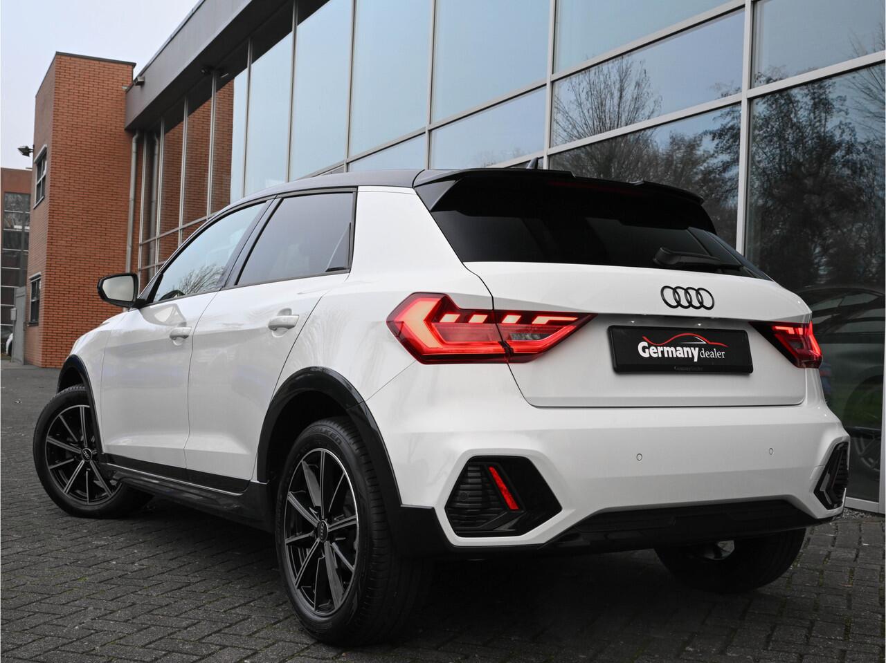 Audi A1 citycarver 35TFSI 150PK Bi-Tone Cruise Lane Ass. Virtual Audi-Sound Stoelverw.