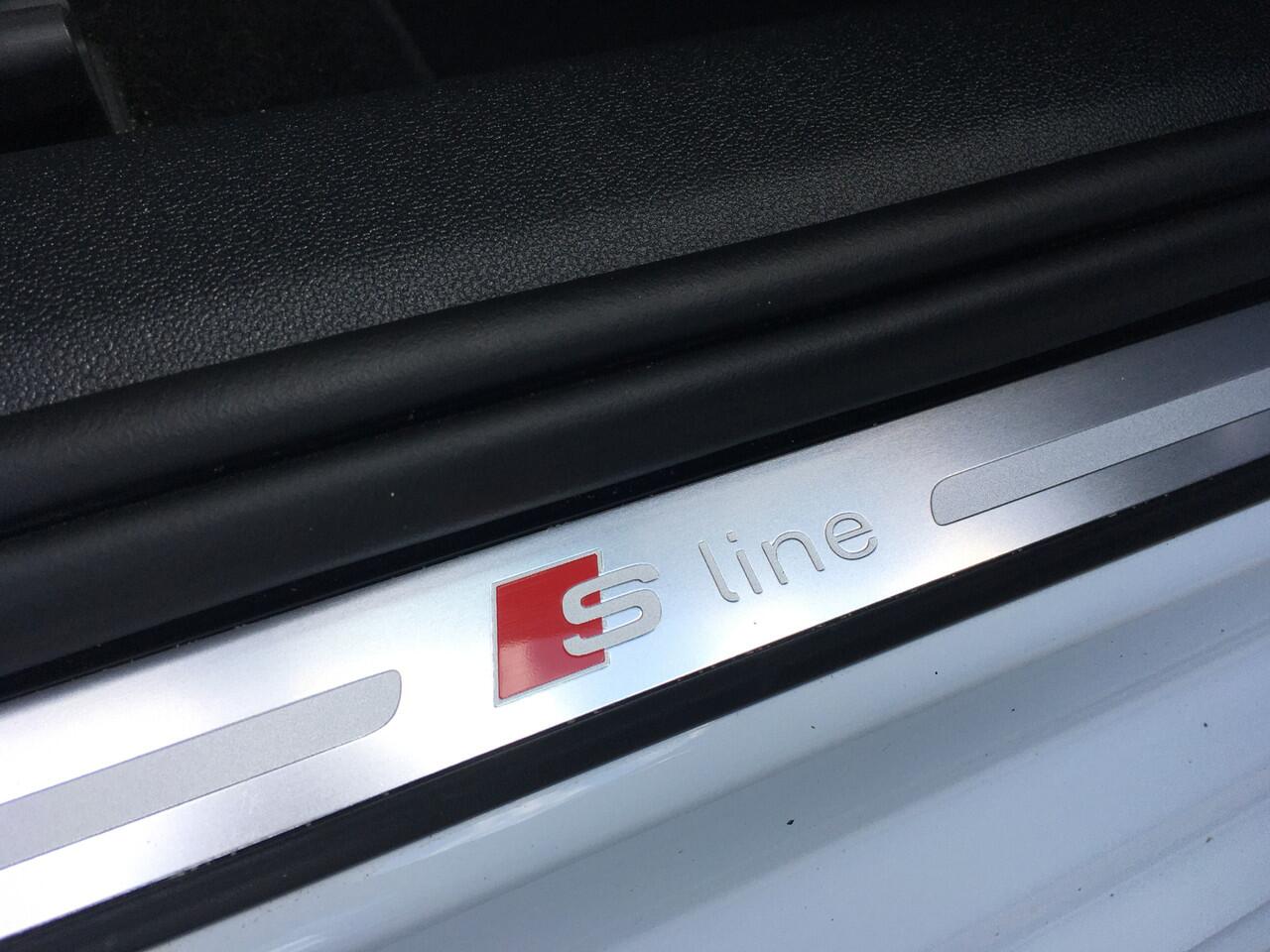 Audi A1 Sportback 30 TFSI S-Line CarPlay + Navigatie