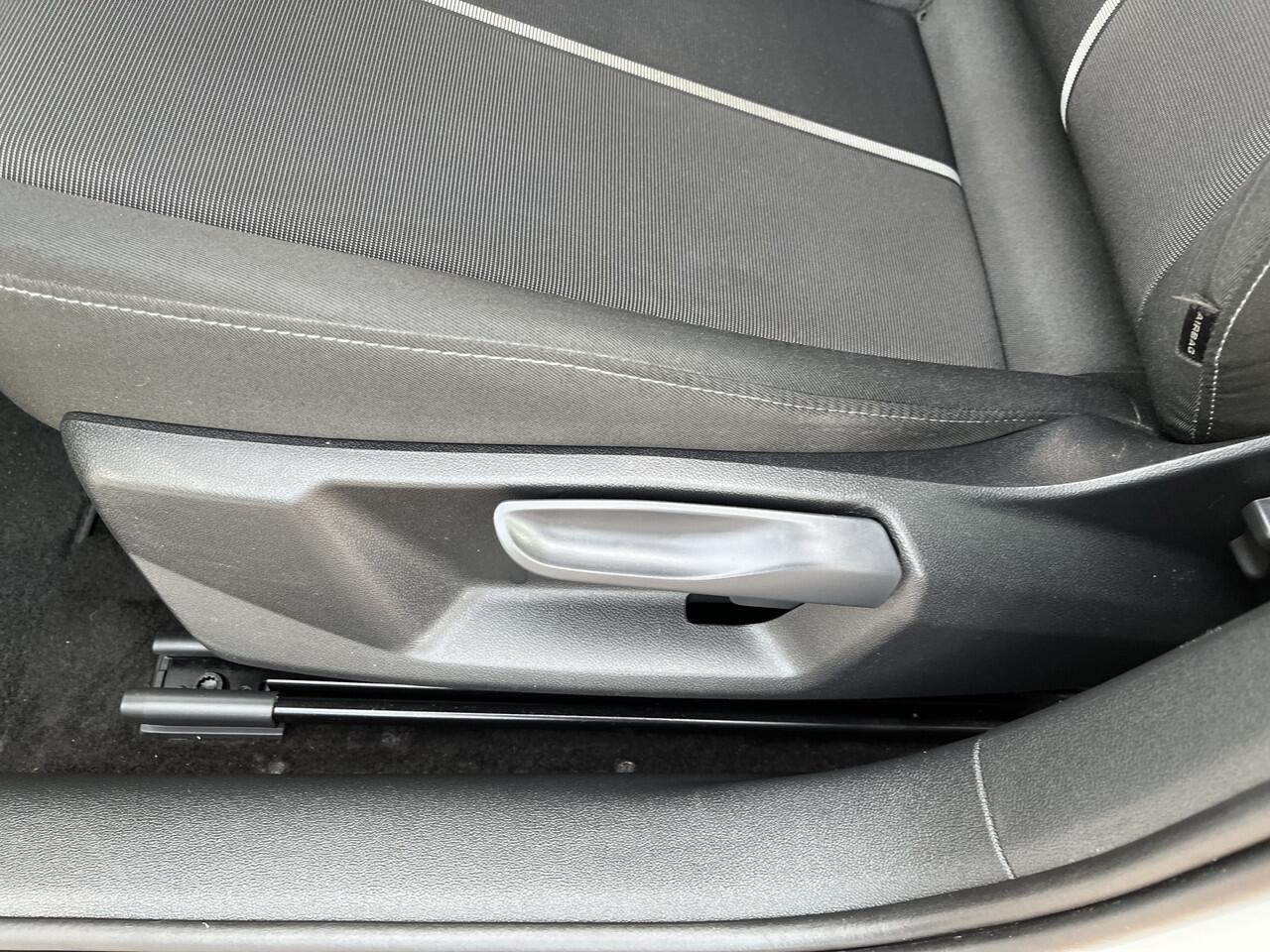 Audi A1 Sportback 25 TFSI Pro Line / VIRTUAL COCKPIT/ SMARTPHONE INTERFACE/ CRUISE/ AIRCO/ 15" LMV/ DAB/ BLUETOOTH