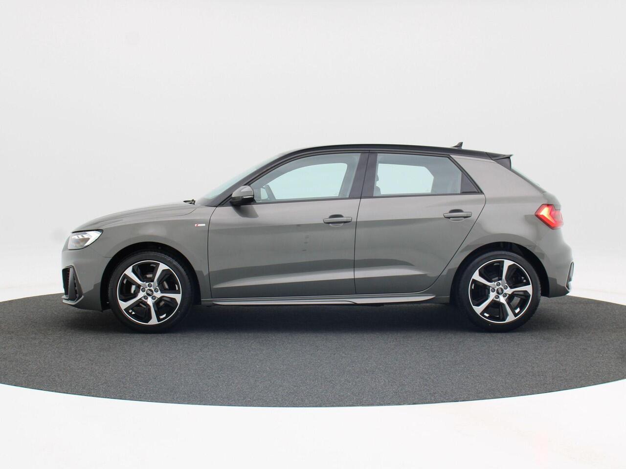 Audi A1 Sportback 25 TFSI S edition | Contrast dak | 17 inch velgen |