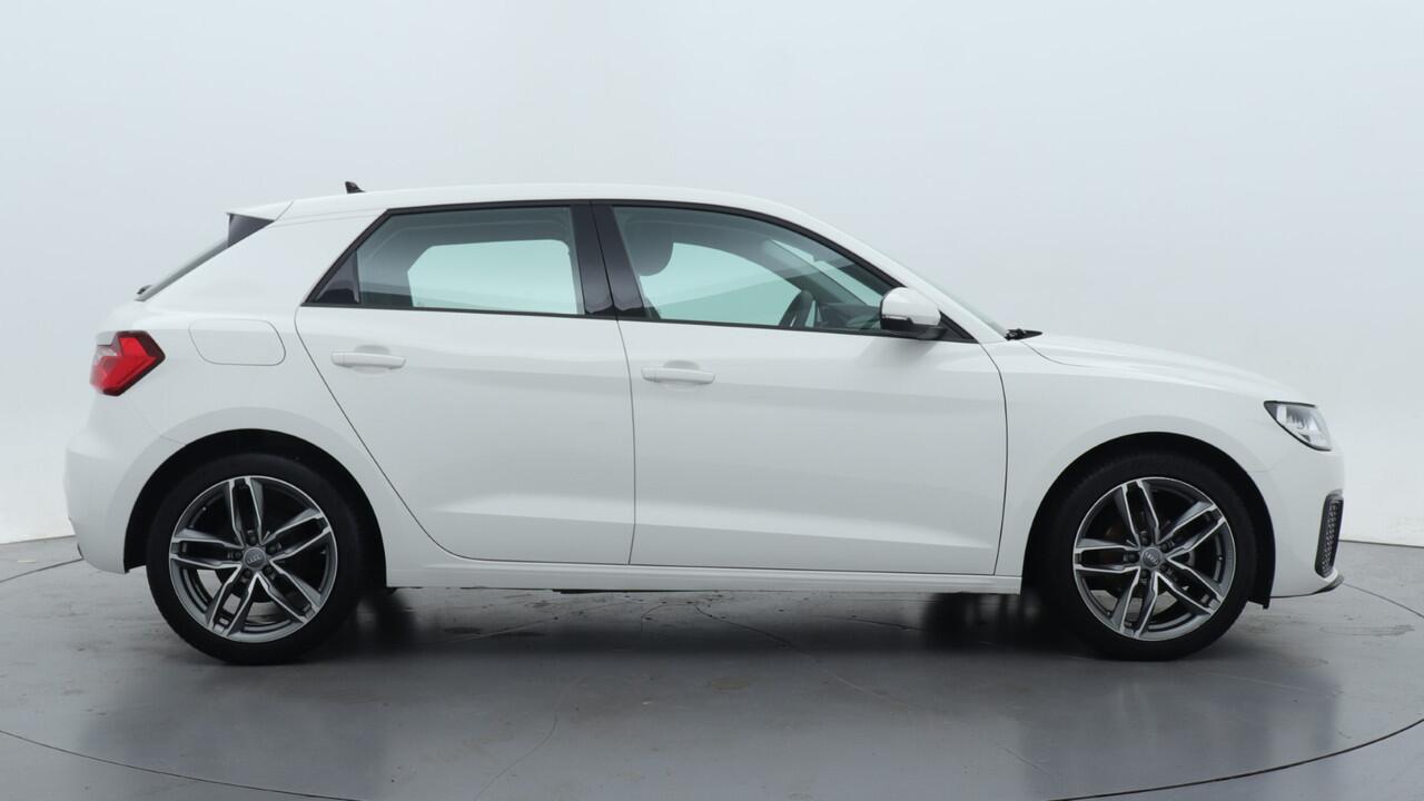 Audi A1 Sportback 25 TFSI 96pk / Airco / DAB / l.m. velgen