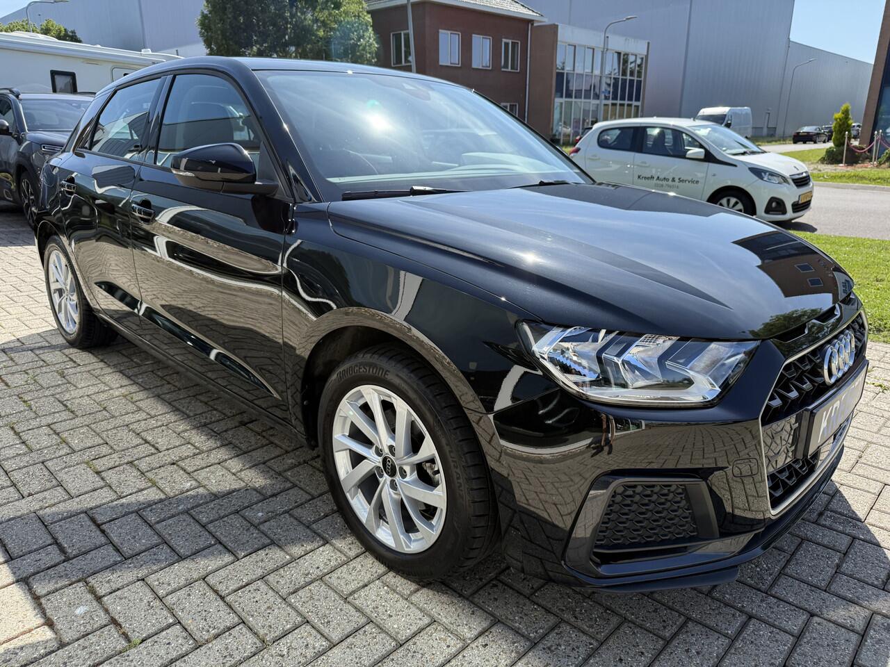 Audi A1 Sportback 30 TFSI Advanced edition App connect