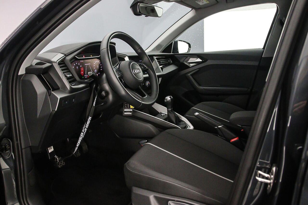 Audi A1 Sportback 25 TFSI Pro Line | Carplay | Cruise control | Parkeersensoren |