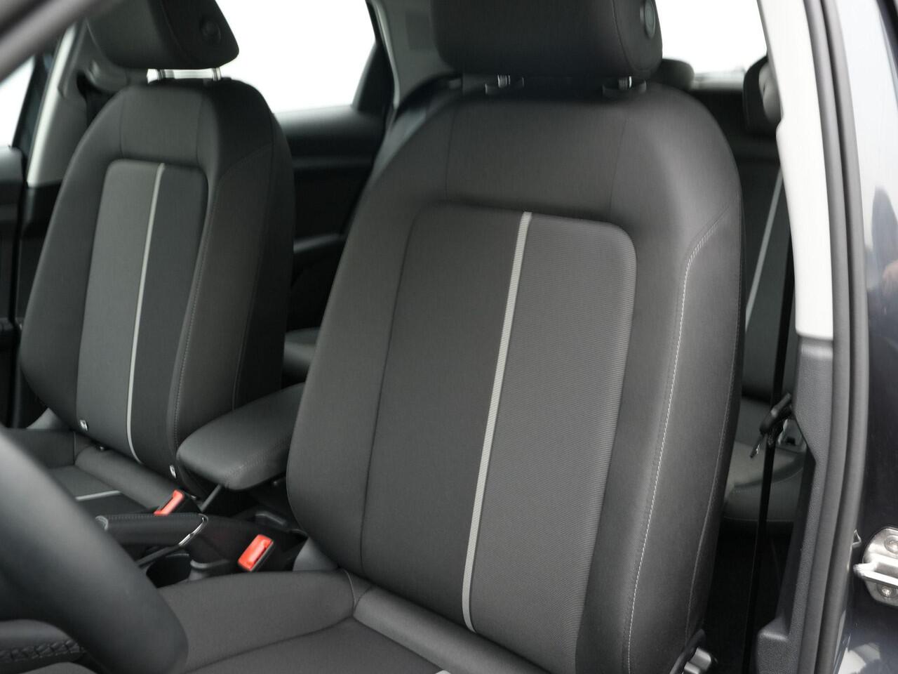 Audi A1 Sportback 25 TFSI 95 pk S-tronic Pro Line | Cruise control | Parkeersensoren achter | Climatronic | Carplay | 17 inch