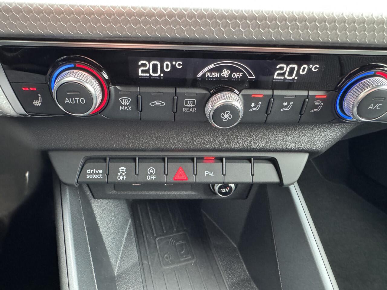 Audi A1 Sportback 30 TFSI S-line Black LED CarPlay