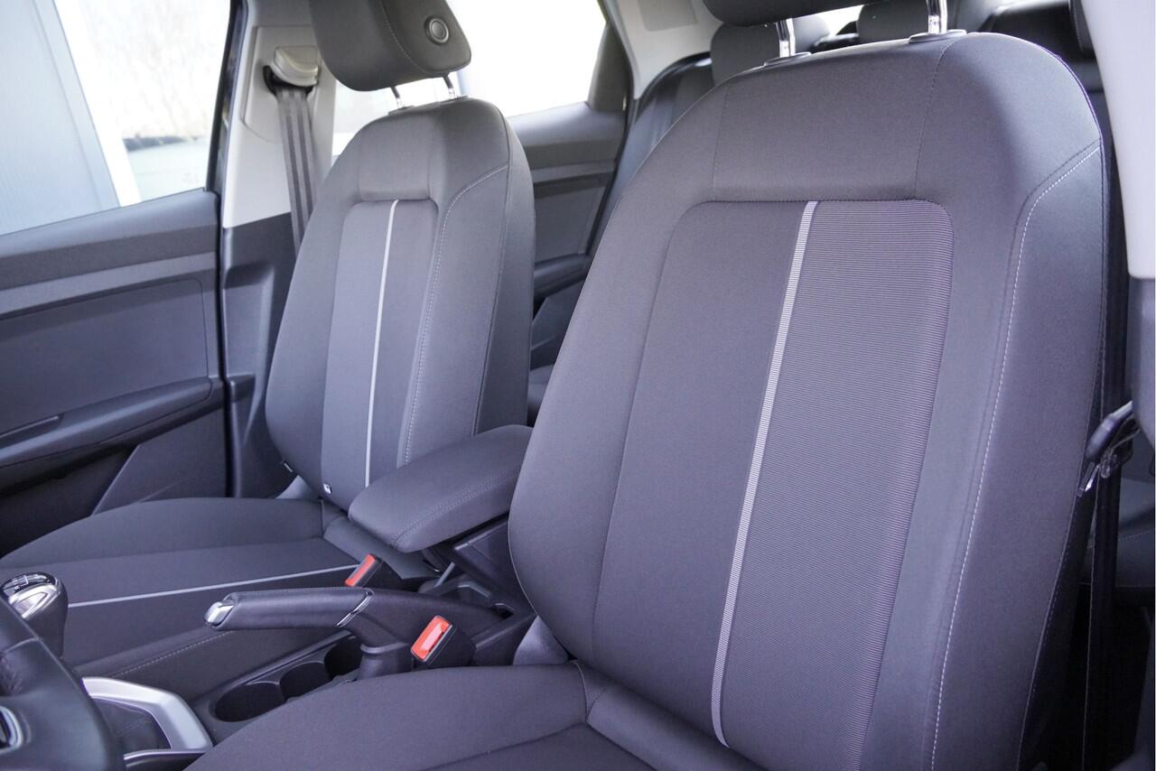 Audi A1 Sportback 25 TFSI 5drs Pro Line BJ2022 Lmv 15" | App-Connect | Virtual cockpit | Airco | Cruise control | Getint glas