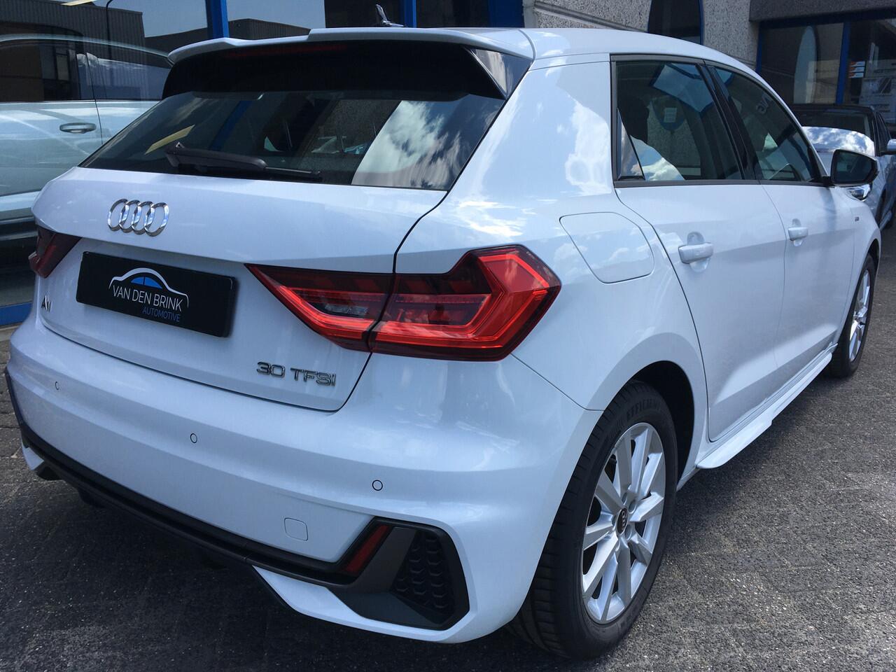 Audi A1 Sportback 30 TFSI S-Line CarPlay + Navigatie