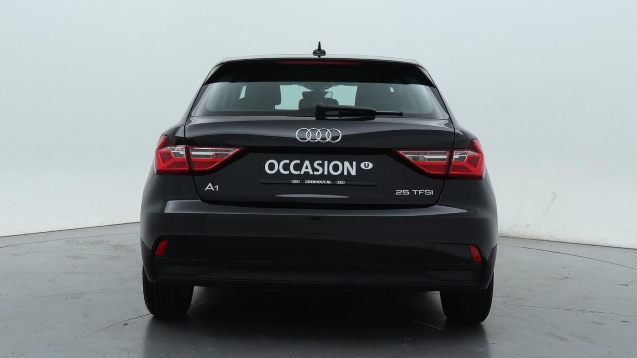Audi A1 Sportback 25 TFSI Pro Line | Carplay | 15" LMV |