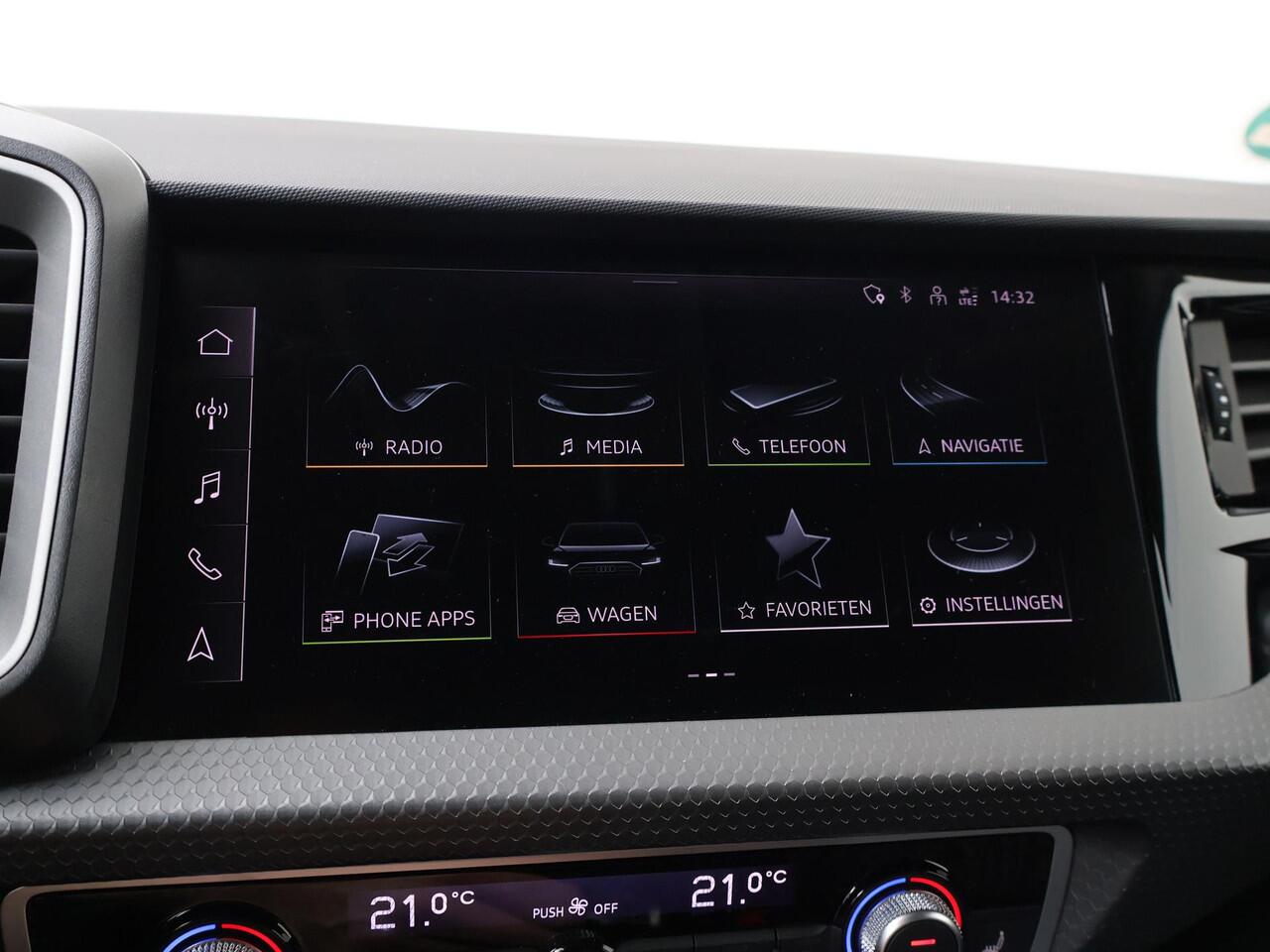 Audi A1 Sportback 30 TFSI Advanced edition | 116 PK | Climate control | S line exterieur | Verwarmde voorstoelen | Cruise control |