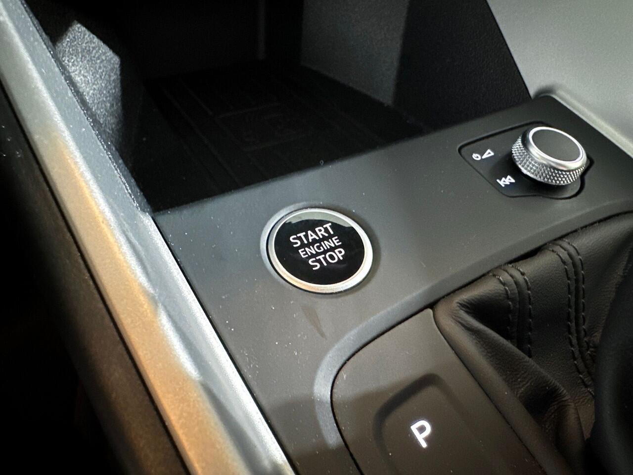 Audi A1 Sportback 25 95pk TFSI S edition | Parkeerhulp plus | Adaptive cruise control | MMI navigatie plus | Stoelverwarming voorin