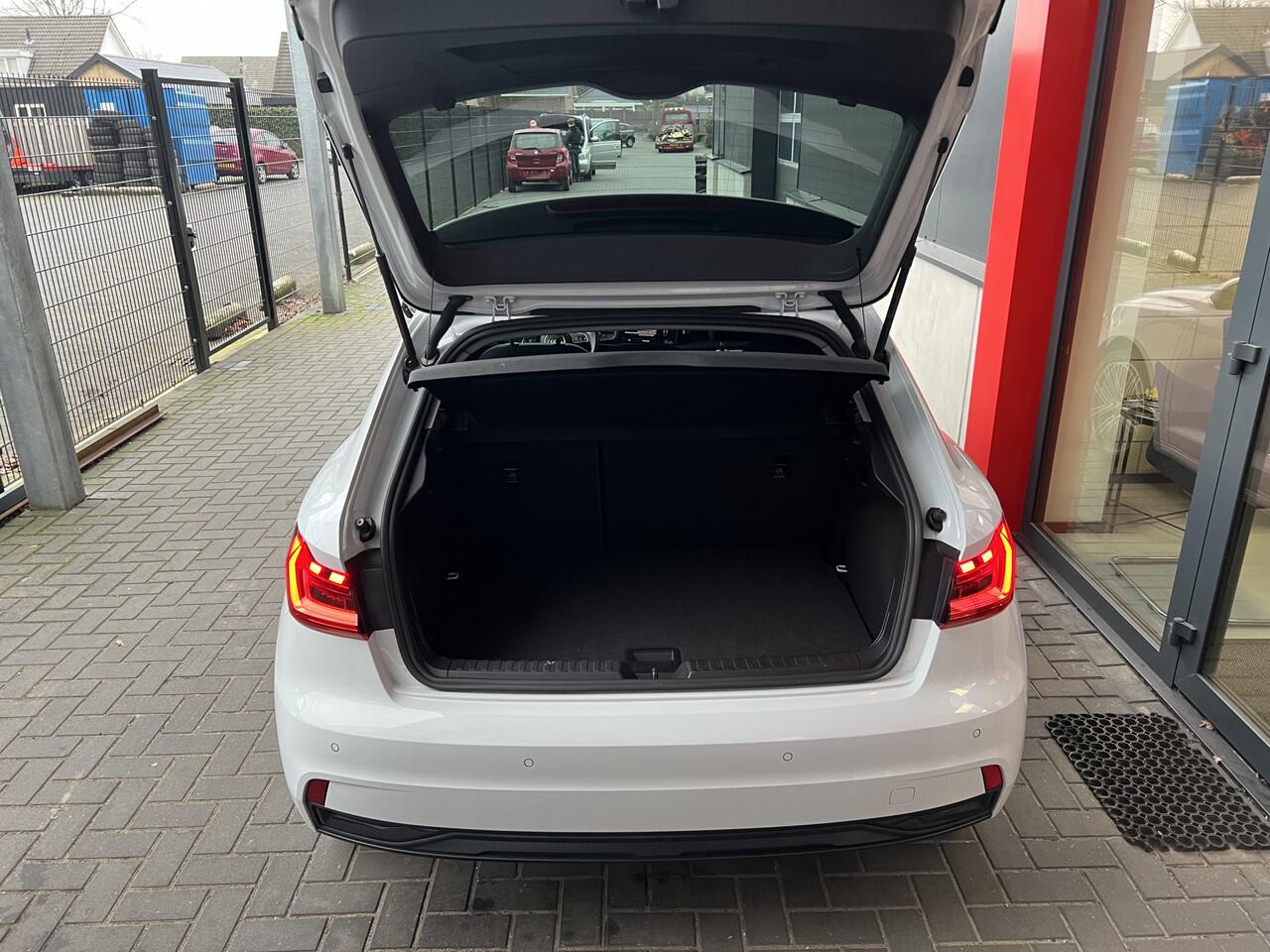 Audi A1 Sportback 25 TFSI S edition /Cruise control/Carplay|Virtual Cockpit/Stoelverw