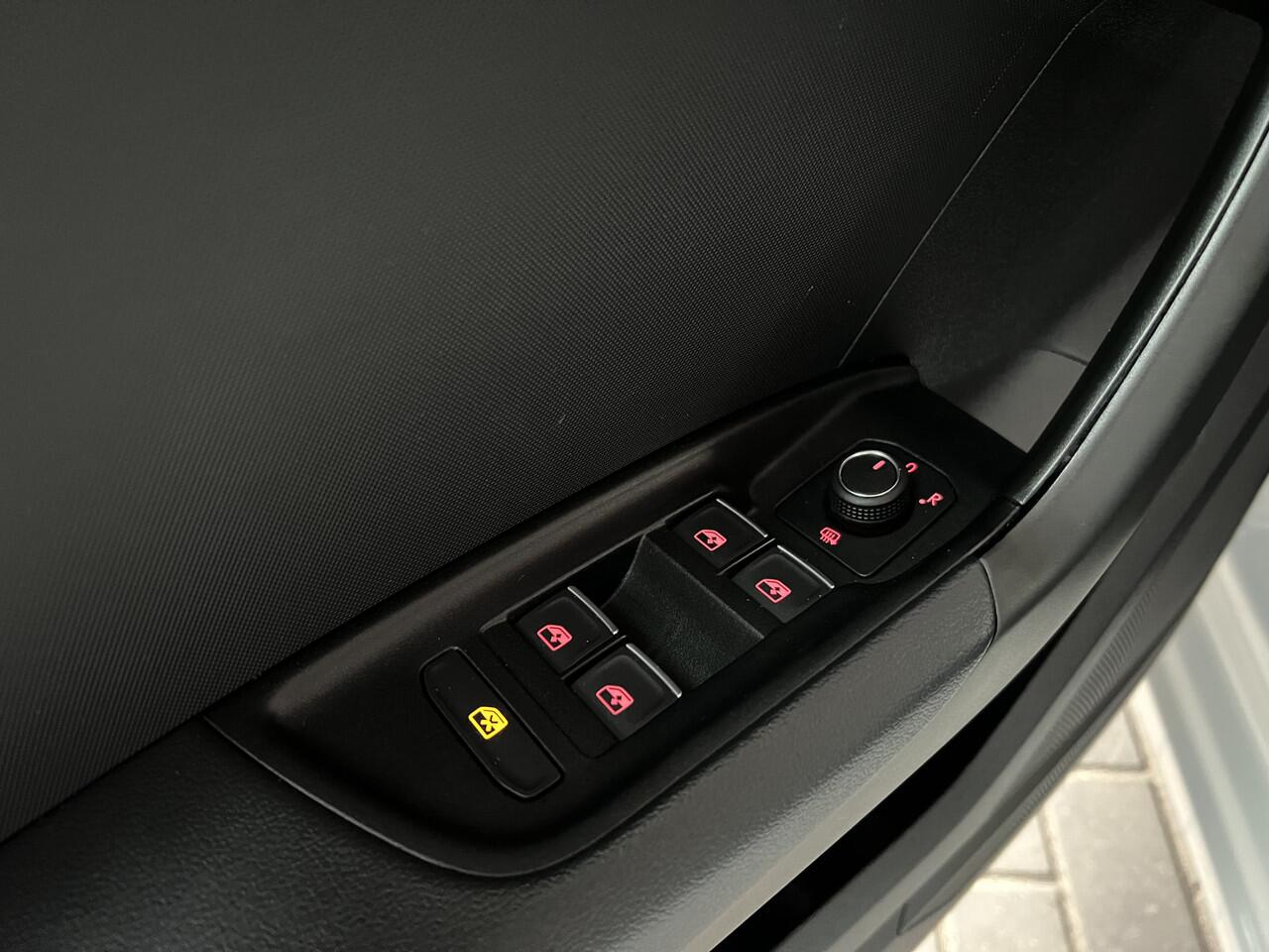 Audi A1 Sportback 25 TFSI S edition /Cruise control/Carplay|Virtual Cockpit/Stoelverw