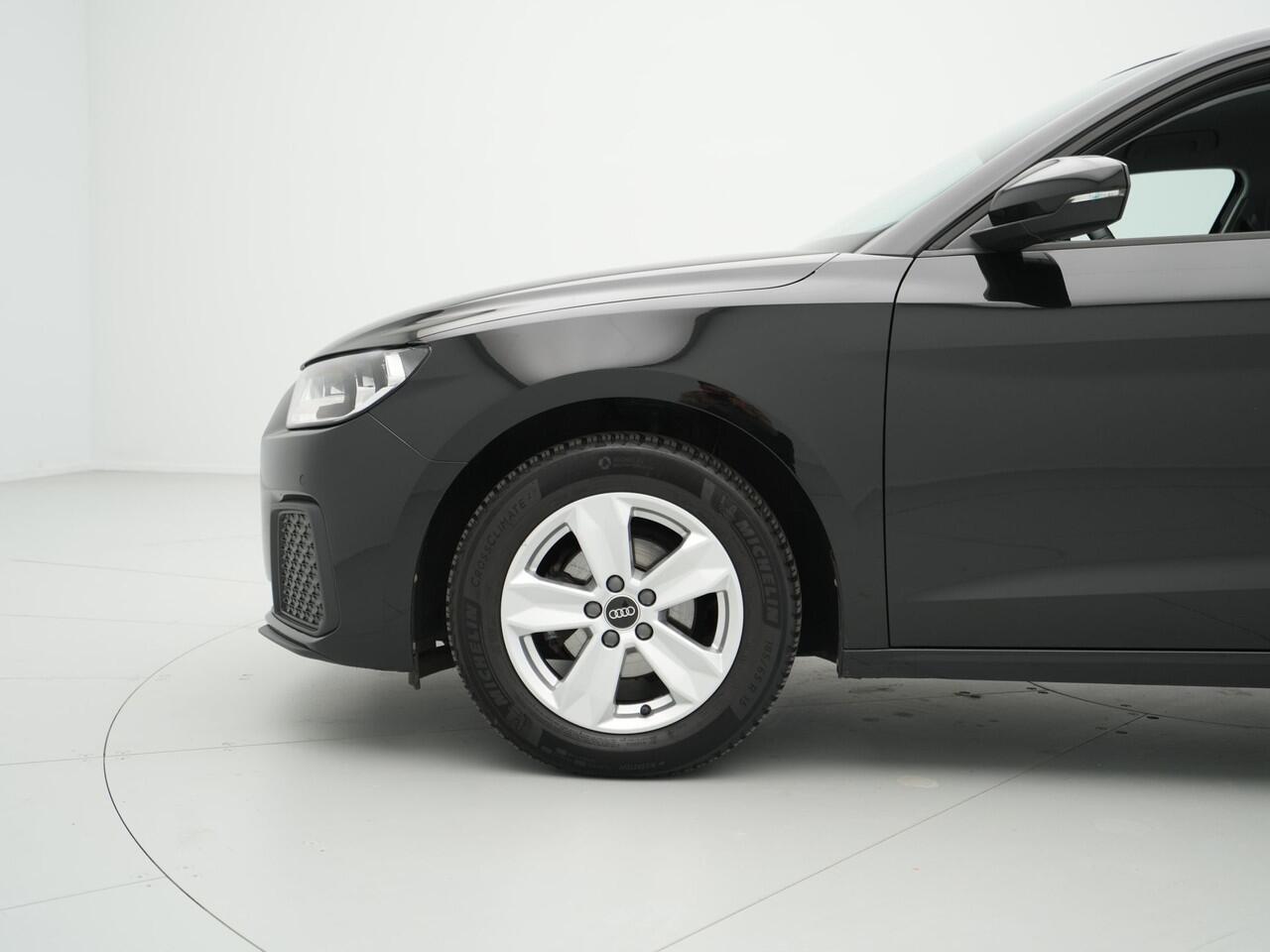 Audi A1 Sportback 25 TFSI 95pk Navigatie Pdc Clima Carplay 38