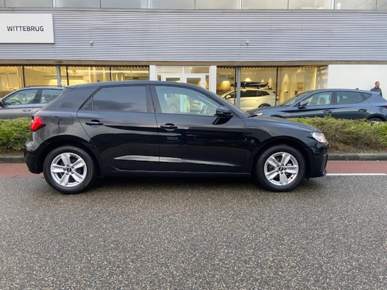 Audi A1 Sportback 25 TFSI Pro Line / app connect / Airco / lm velgen