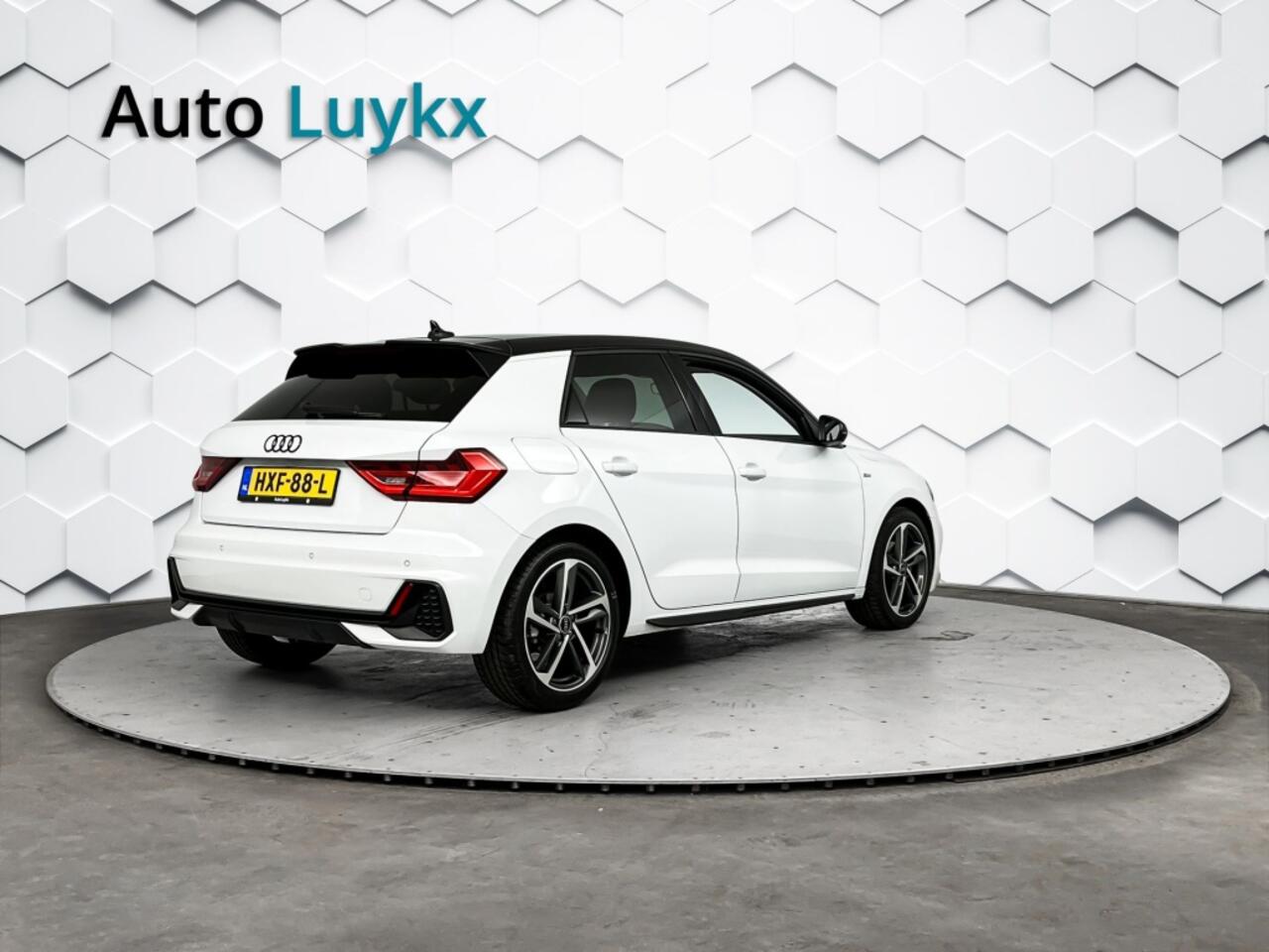 Audi A1 30 TFSI S Edition | Black Pack | S-Line Exterieur | Bi-Tone