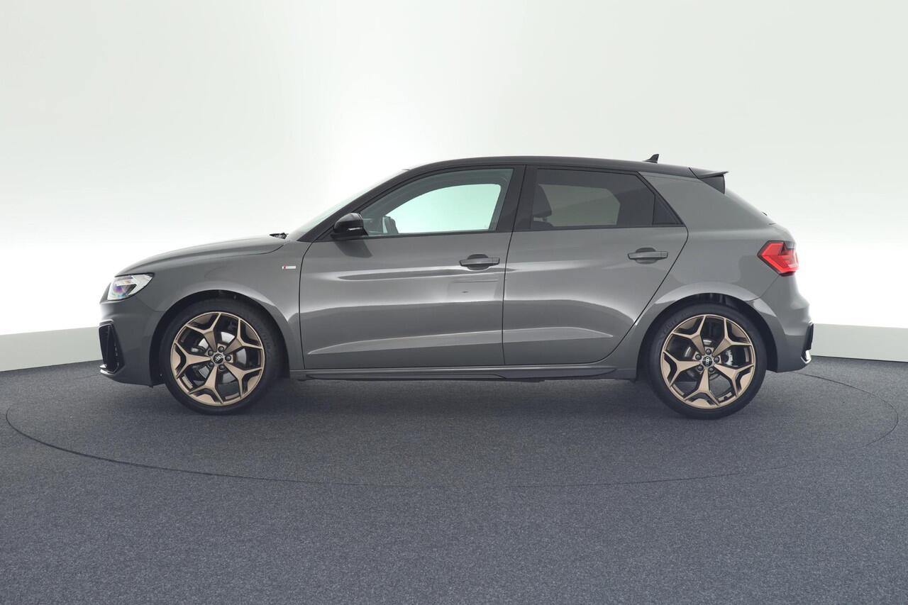 Audi A1 Sportback 30 TFSI 110pk S-Tronic 2x S-Line Edition One Led Stoelverwarming Virtual Cockpit Keyless Camera ACC Navigatie