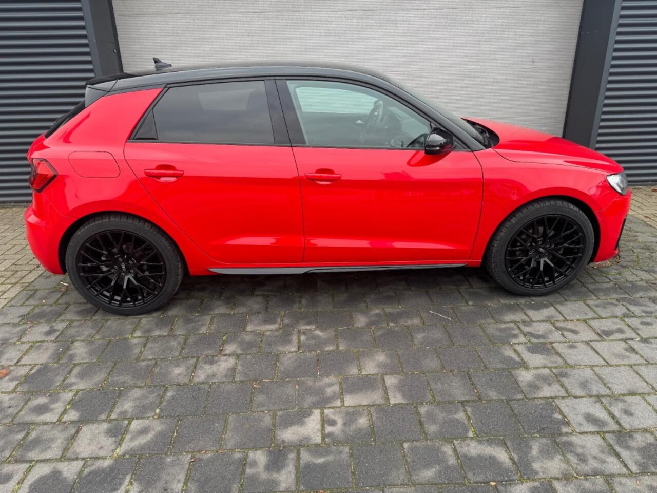 Audi A1 30 tfsi s tronic black pack s line