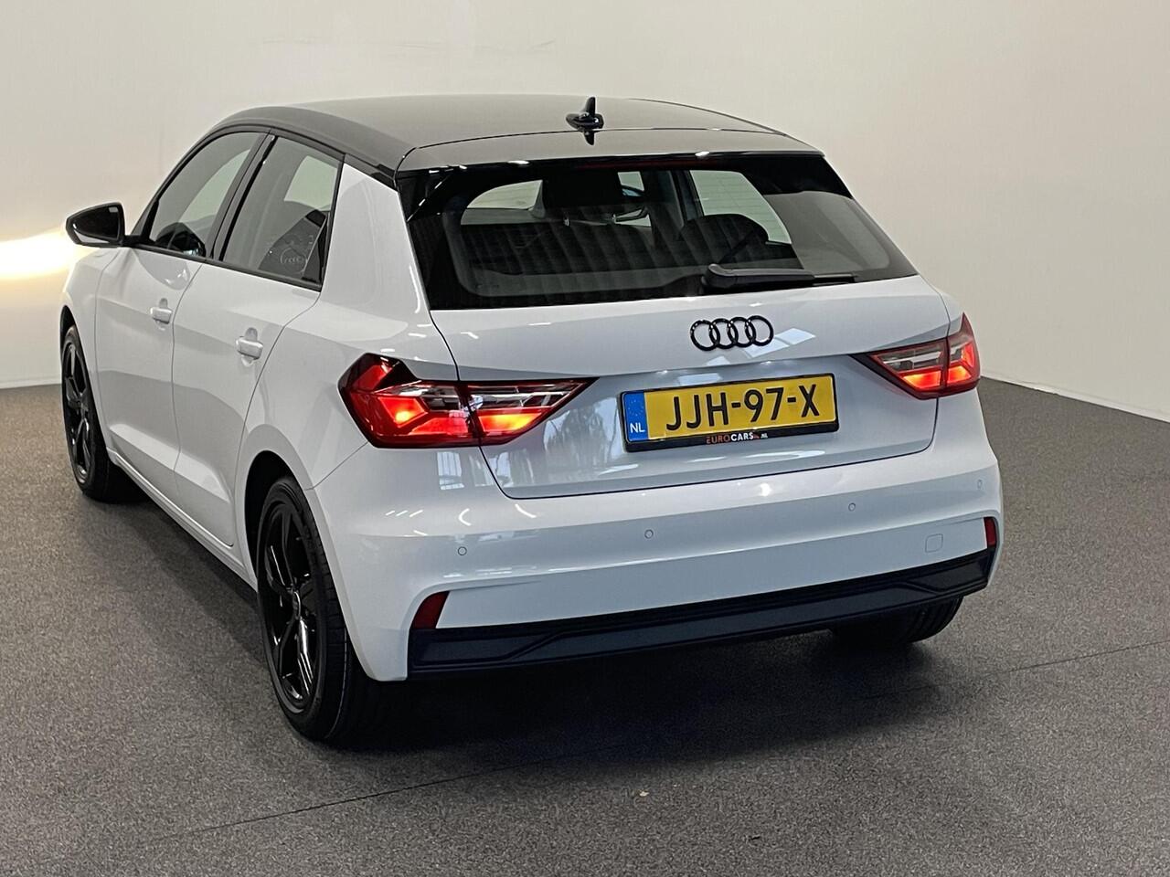 Audi A1 Sportback 30 TFSI 110 pk S-tronic Navigatie Apple Carplay/ Android Auto Parkeersensoren Cruise Control Virtual Cockpit Climate Control Lichtmetalen velgen