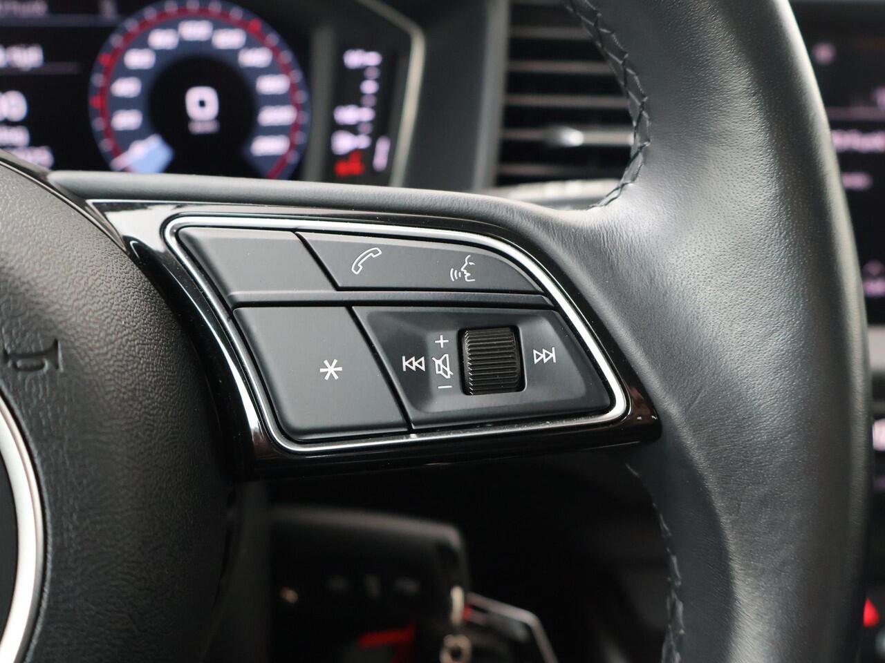 Audi A1 Sportback 25 TFSI Pro Line | 95 PK | Apple Carplay/Android Auto draadloos | Climate Control | Cruise Control | Parkeersensoren | Stoelverwarming voor | Sportstoelen |